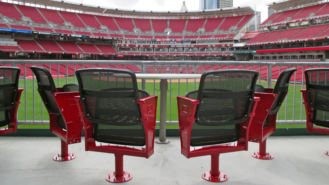 Cincinnati Reds 4Topps Loge Seating
